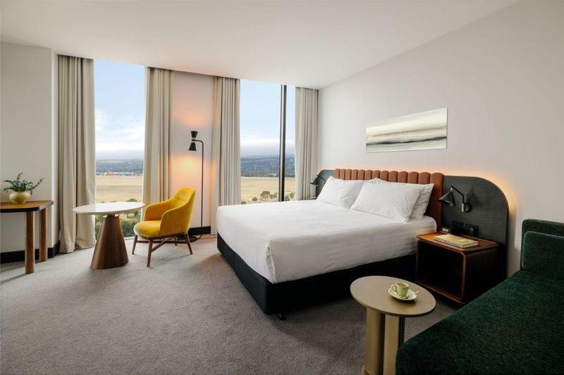 Crowne Plaza Adelaide Mawson Lakes By Ihg Екстериор снимка