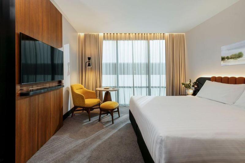 Crowne Plaza Adelaide Mawson Lakes By Ihg Екстериор снимка